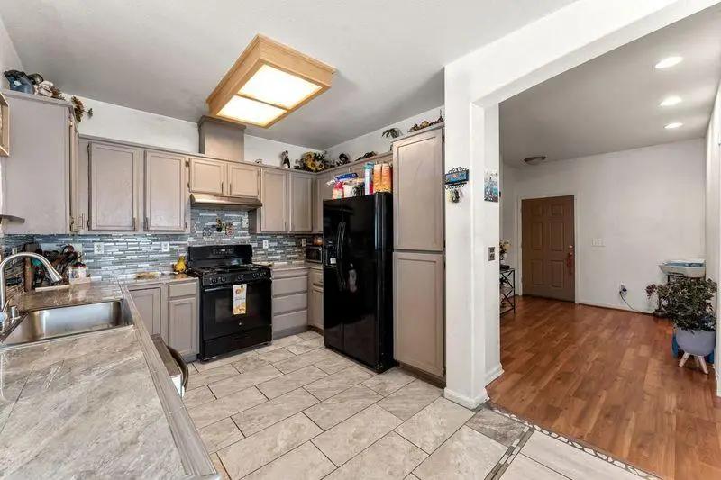 2134 Roberta Avenue, Marysville, CA 95901 - #3
