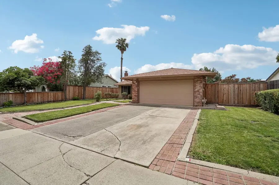 4112 Ashgrove Way, Sacramento, CA 95826 - #3