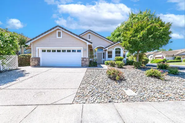 300 Whiterose Court, Roseville, CA 95747