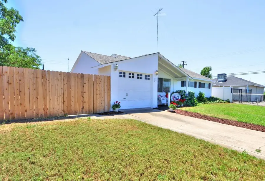 6545 Larry Way, North Highlands, CA 95660 - #2