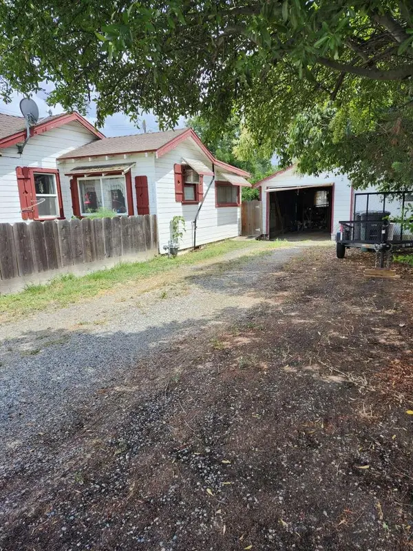 12912 Welch Street, Waterford, CA 95386