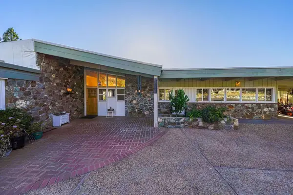 10209 Ranch Road, Rough and Ready, CA 95975