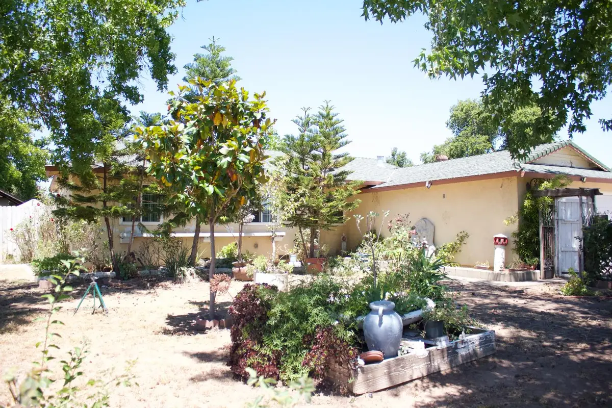 3201 Trentwood Way, Sacramento, CA 95822 - #1