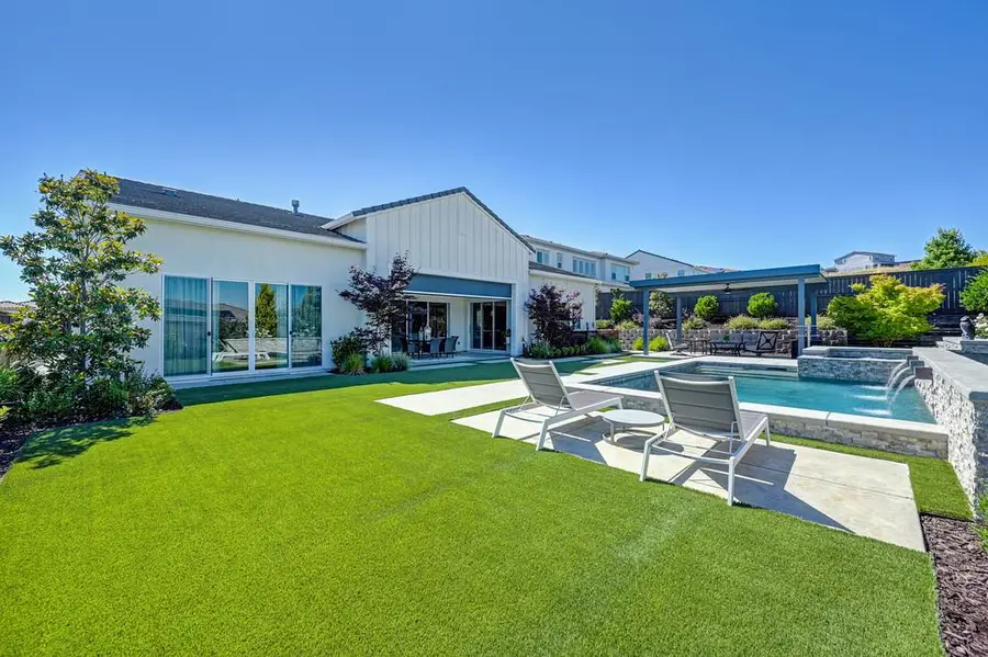 806 Fallen Log Court, Rocklin, CA 95765 - #2