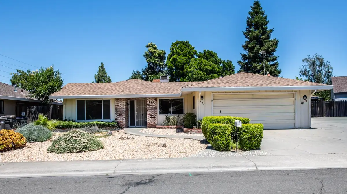 524 Woodside Drive, Woodland, CA 95695 - #1