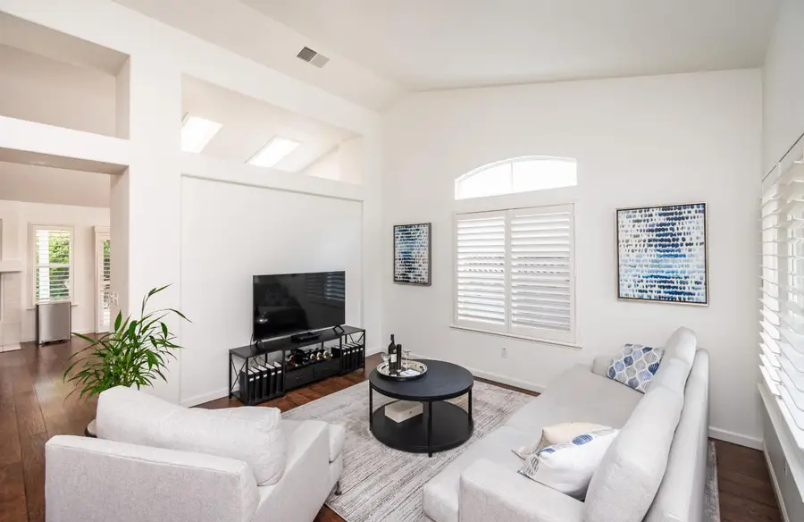 9670 Mizzenmast Court, Elk Grove, CA 95758 - #3