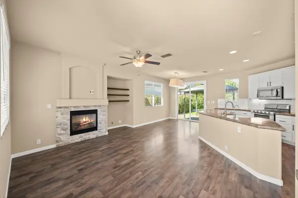 8412 Pinyon Pine Place, Antelope, CA 95843