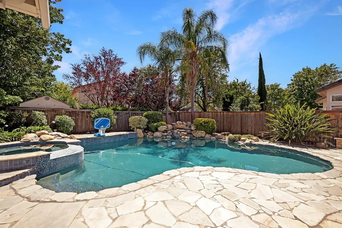 1806 N Bend Drive, Sacramento, CA 95835 - #1