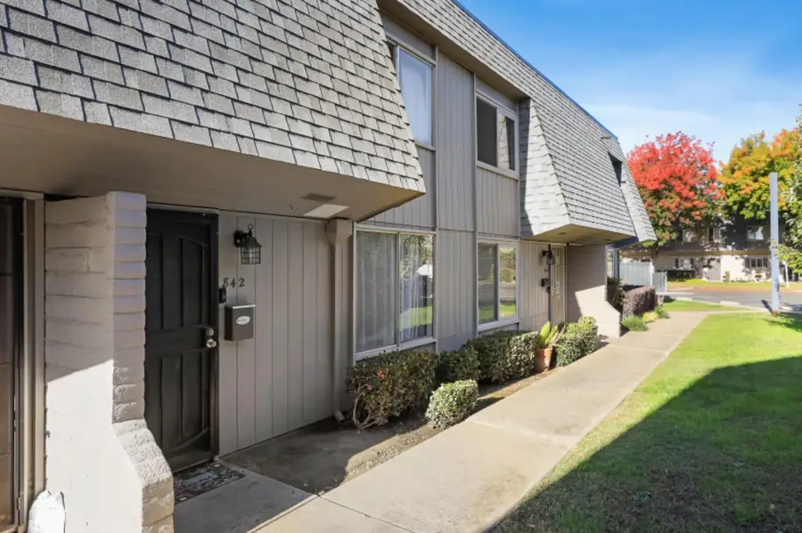 842 Rutledge Drive, Lodi, CA 95242 - #2