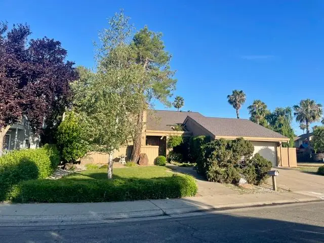 10 Lookout Court, Sacramento, CA 95831 - #3