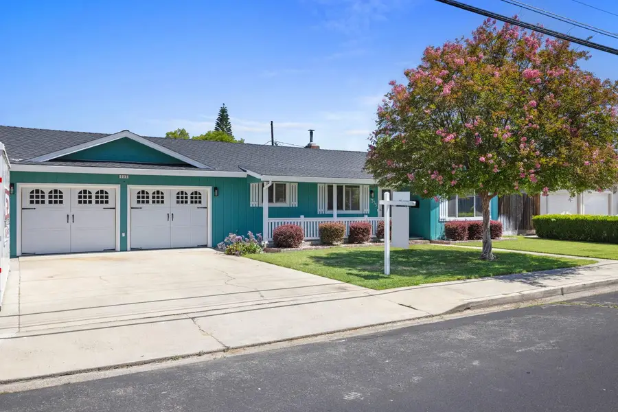 335 North Avenue, Turlock, CA 95382 - #3