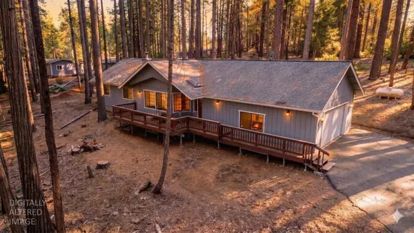 3441 Spirit Lane, Pollock Pines, CA 95726