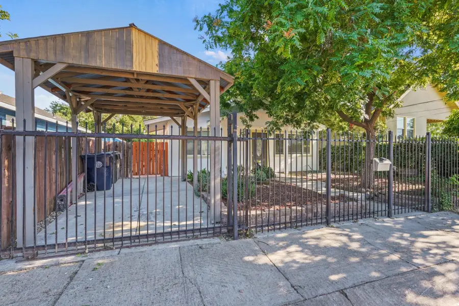 4126 7th Avenue, Sacramento, CA 95817 - #3