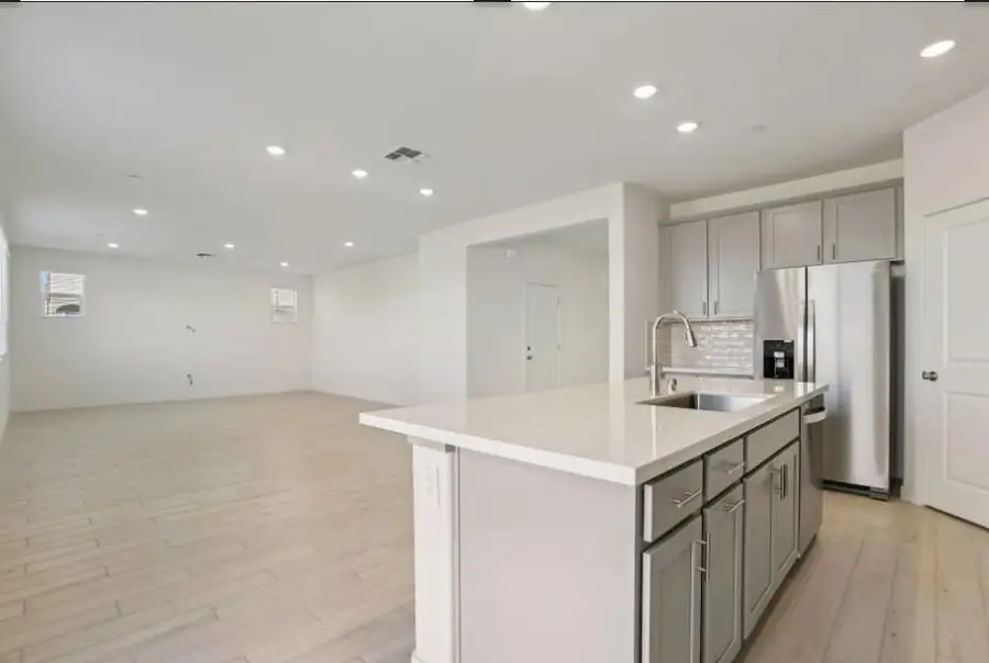 5216 Mount Airy Street, Sacramento, CA 95835 - #3