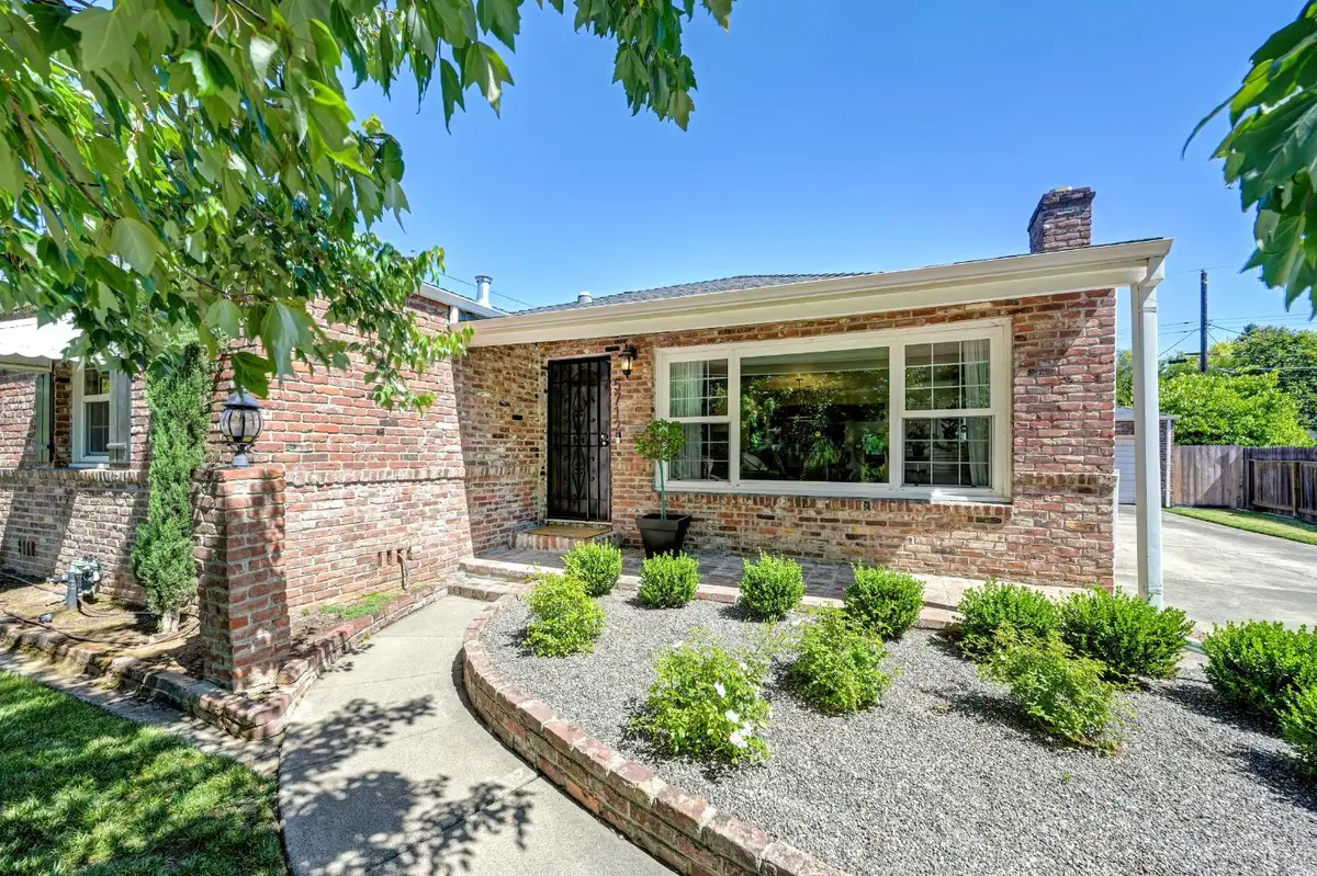 5712 Mcadoo Avenue, Sacramento, CA 95819 - #1