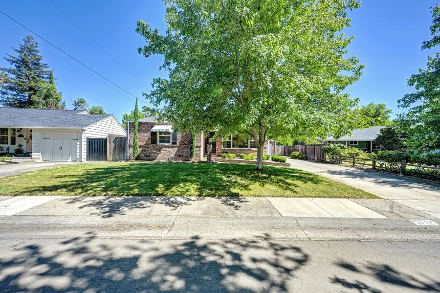 5712 Mcadoo Avenue, Sacramento, CA 95819 - #2