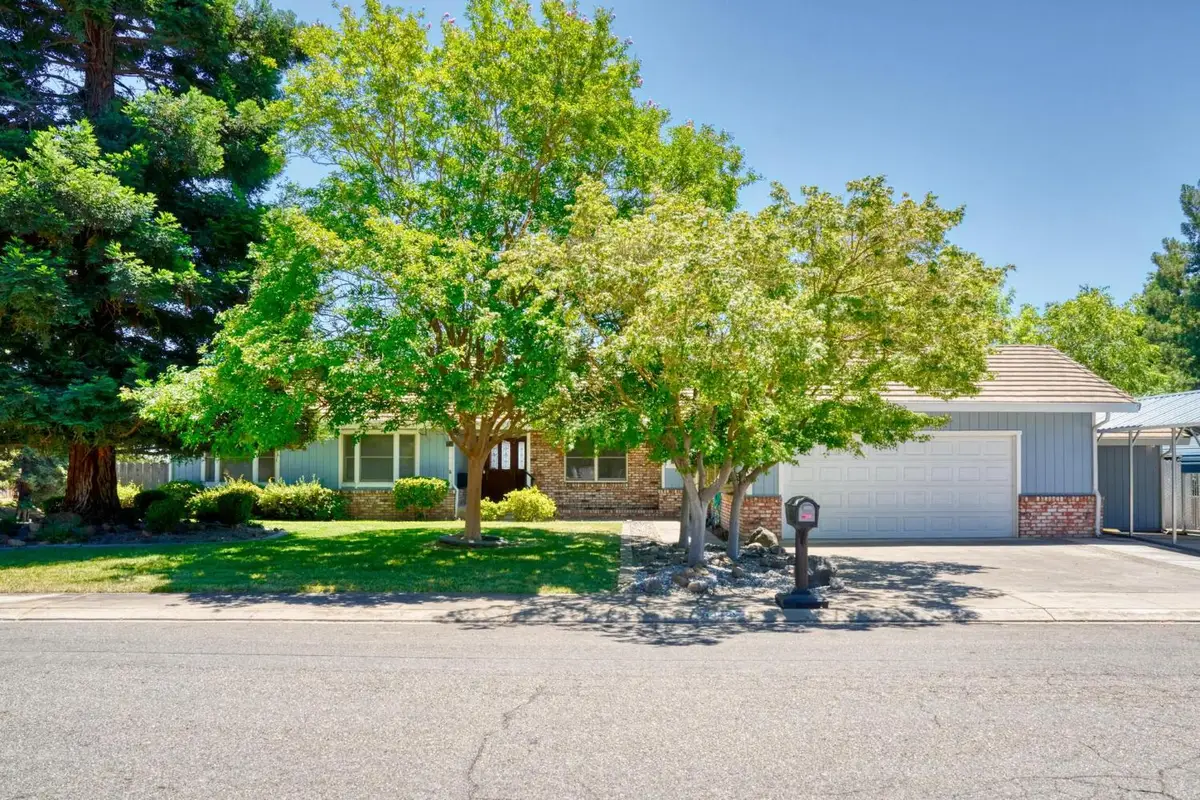 10012 Plaza De Oro Drive, Oakdale, CA 95361 - #1