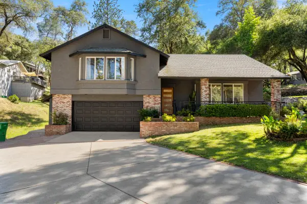 11101 Greenbriar Way, Auburn, CA 95602