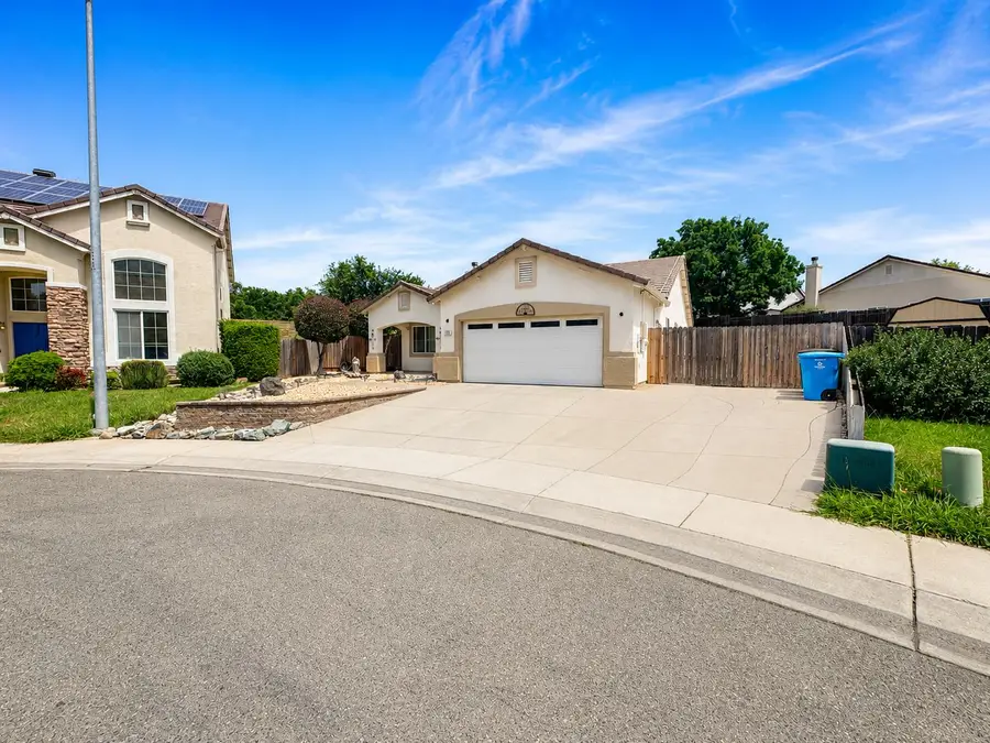 124 Twin Rivers Drive, Yuba City, CA 95991 - #2