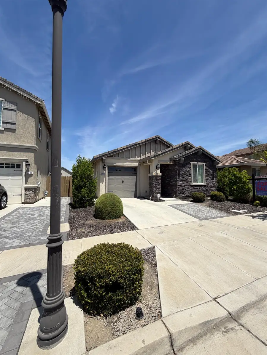 2723 Carnation Way, Lodi, CA 95242 - #2