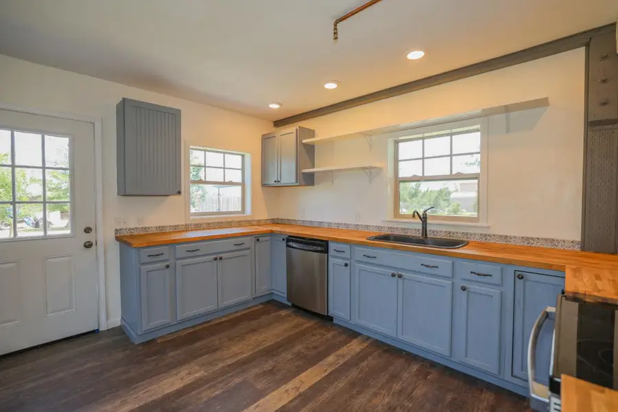 6783 Harrington Avenue, Arbuckle, CA 95912 - #2