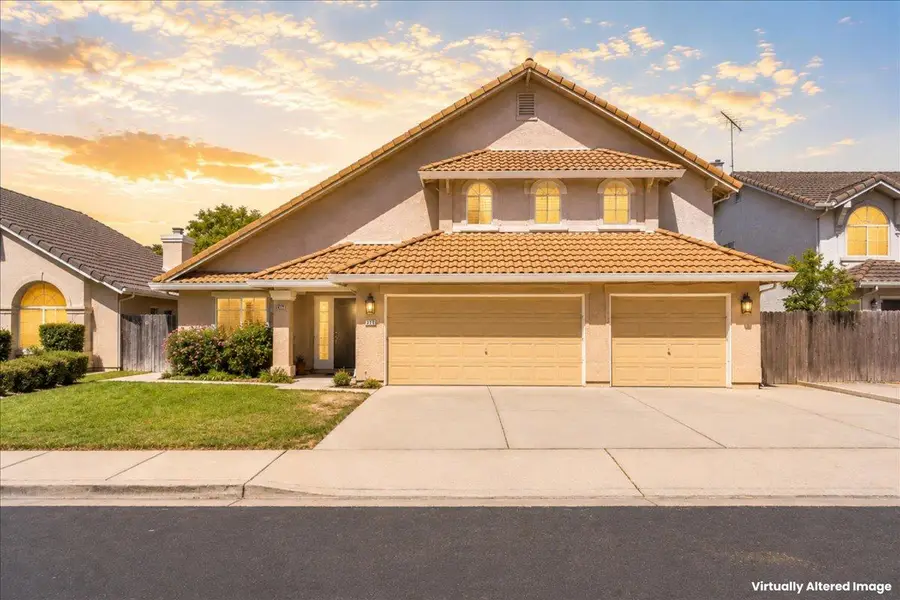 294 New Court, Oakdale, CA 95361 - #2