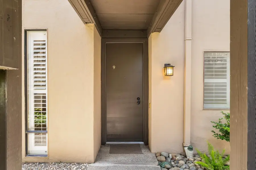 863 E Woodside Lane #9, Sacramento, CA 95825 - #3