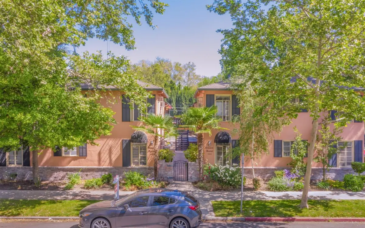 2323 H Street, Sacramento, CA 95816 - #1