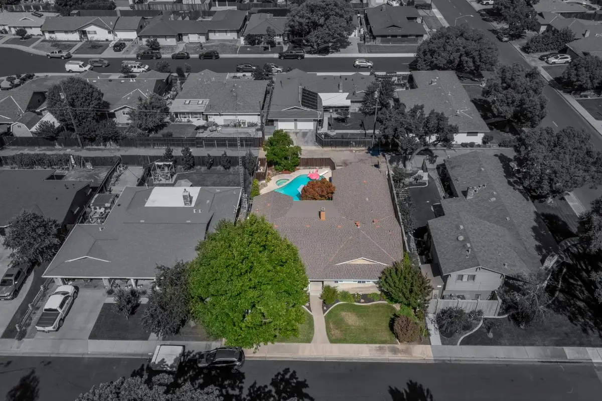 1176 La Sombra Court, Turlock, CA 95380 - #1