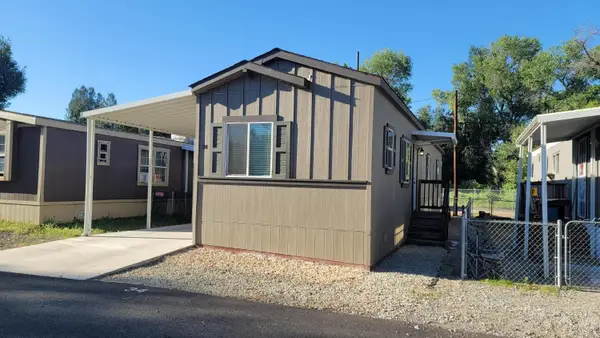 5812 Cedars Rd #34, Redding, CA 96001