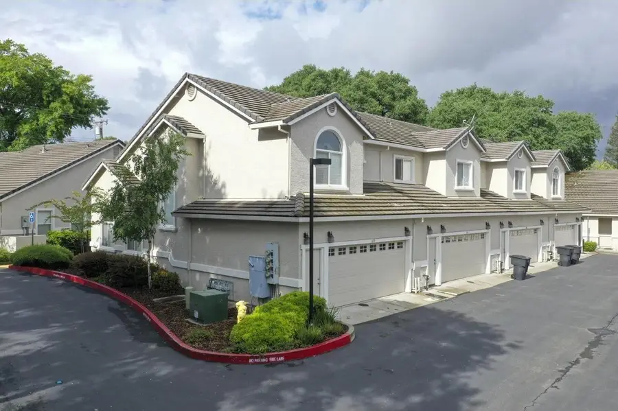 672 Shasta Oaks Circle, Roseville, CA 95678 - #2