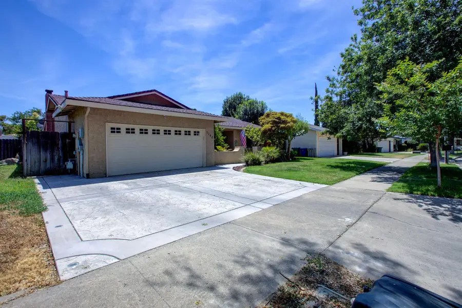 1146 Gregory Court, Merced, CA 95340 - #2