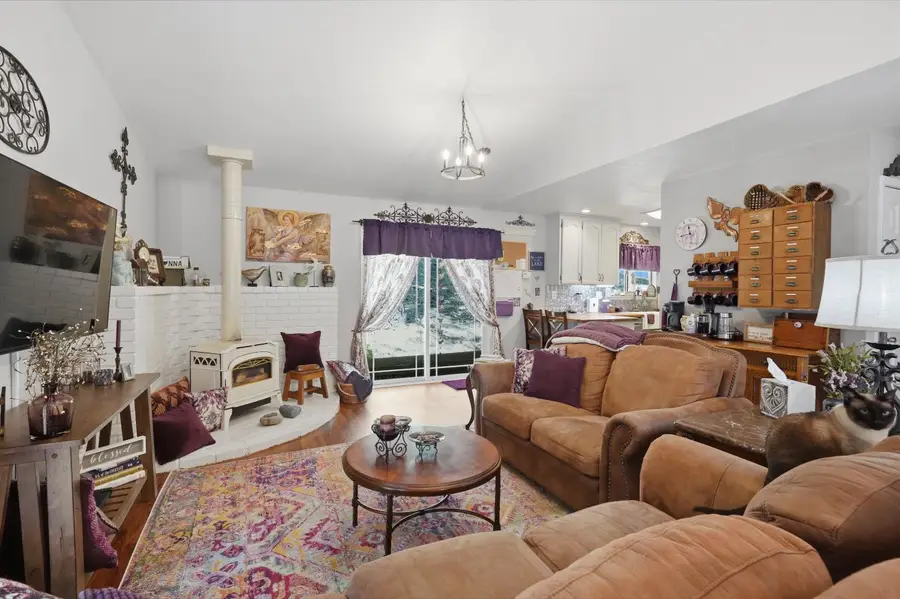 19135 Lake Forest Drive, Penn Valley, CA 95946 - #2