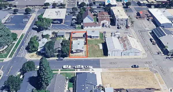 221 W 1st Street, Ripon, CA 95366