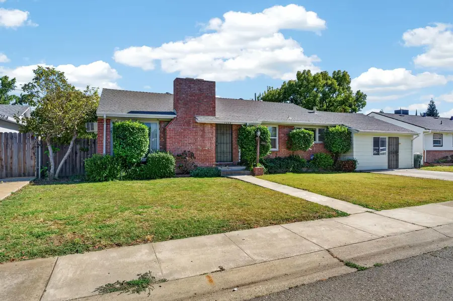 1028 B Street, Yuba City, CA 95991 - #3