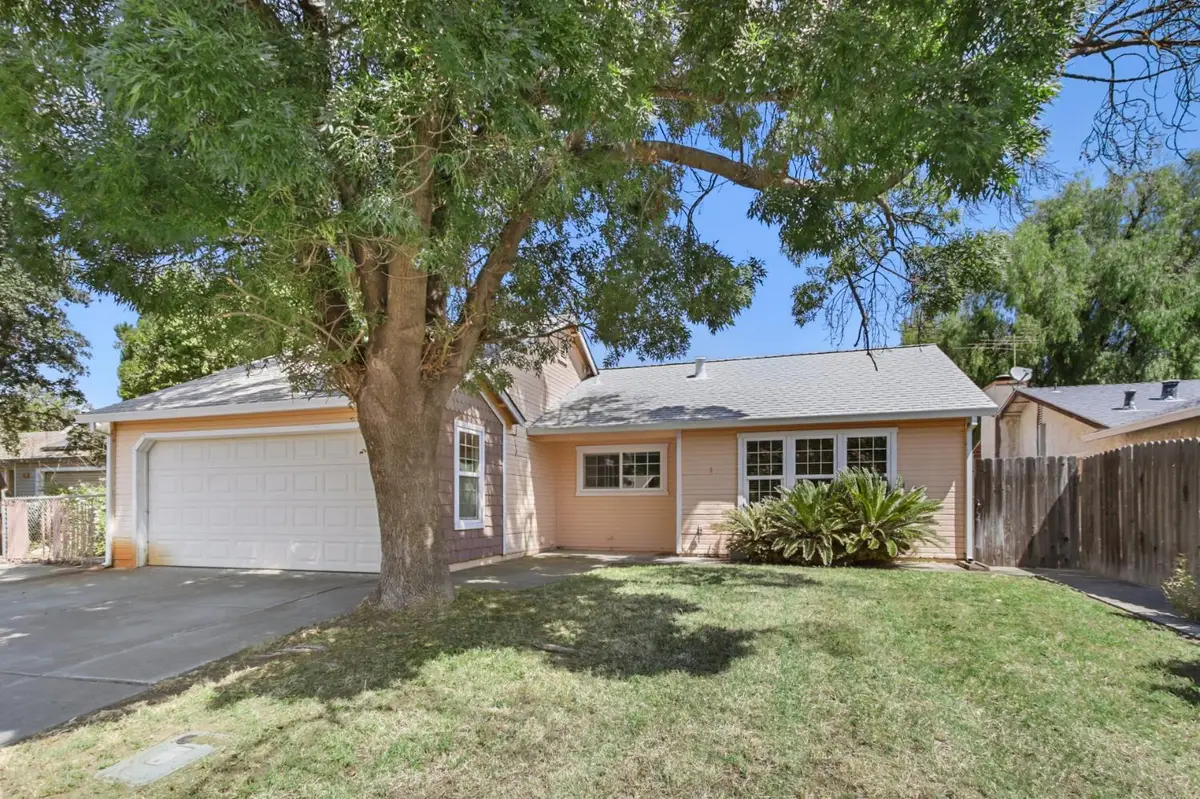 252 Carlsbad Place, Woodland, CA 95695 - #1