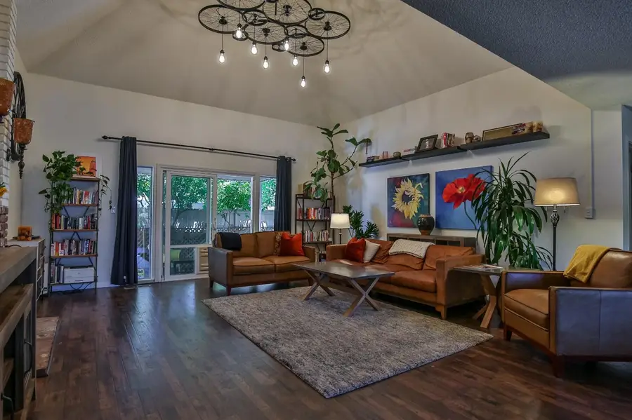 936 Commons Drive, Sacramento, CA 95825 - #3