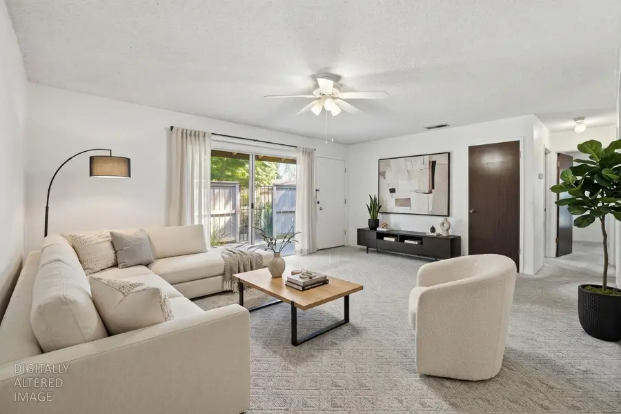 914 Roundtree Court, Sacramento, CA 95831 - #2