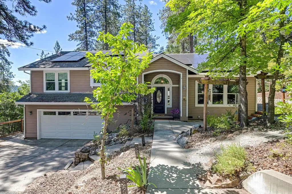 180 Fillmore, Colfax, CA 95713 - #1