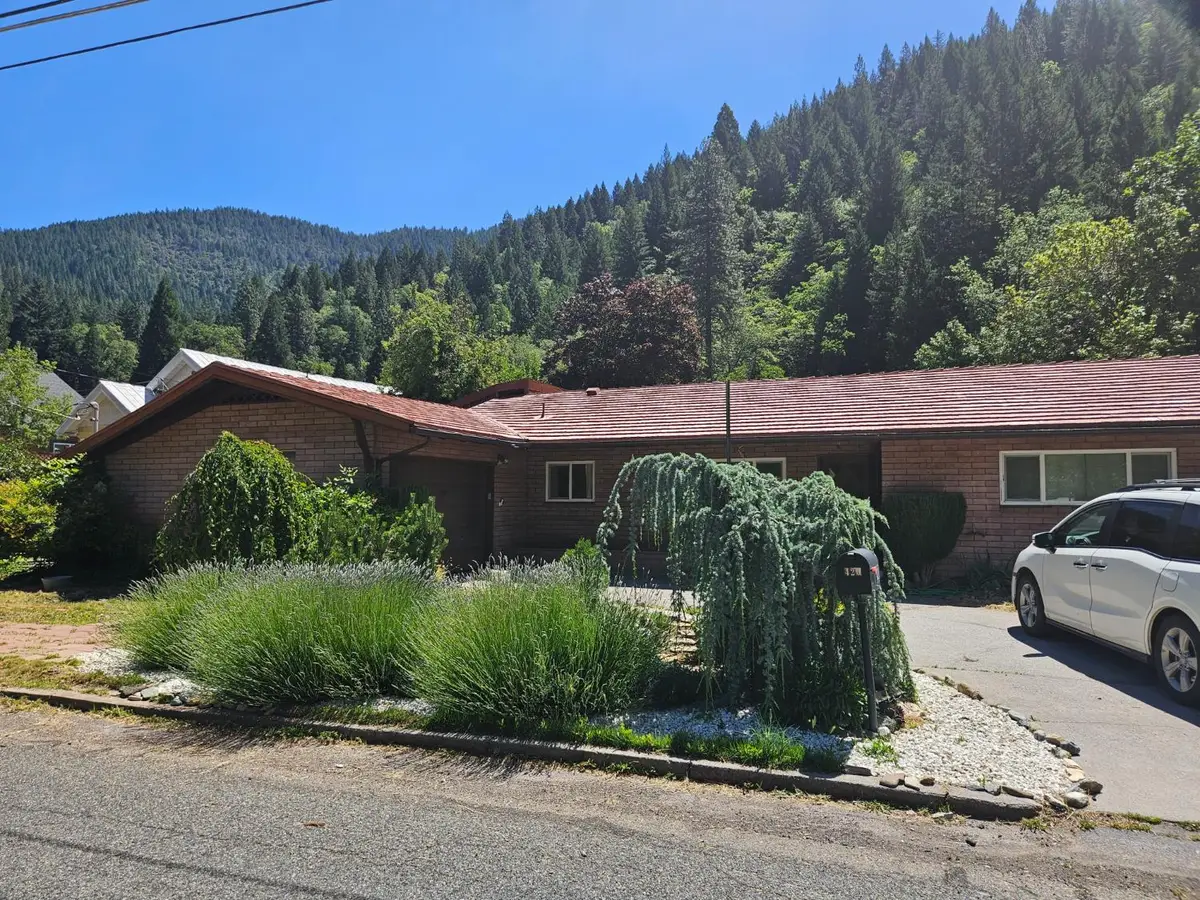 420 S First Street, Dunsmuir, CA 96025 - #1