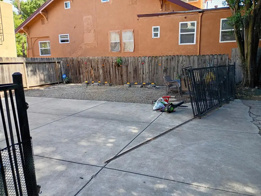 440 E Vine Street, Stockton, CA 95202 - #3