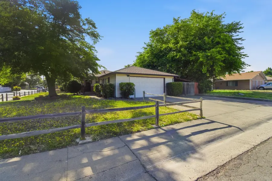 3820 Tavi Avenue, North Highlands, CA 95660 - #2