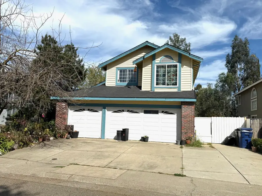 8035 Bucks Harbor Way, Sacramento, CA 95828 - #2