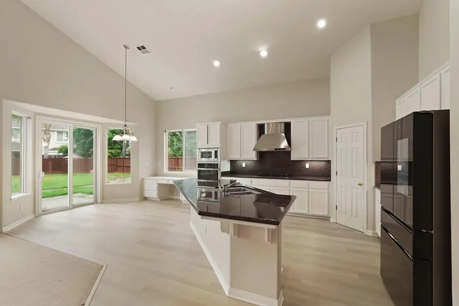 2062 Superior Court, Tracy, CA 95304 - #3