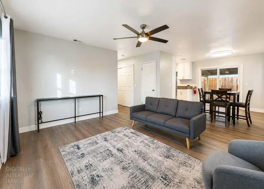 336 1st Street, Livingston, CA 95334 - #2