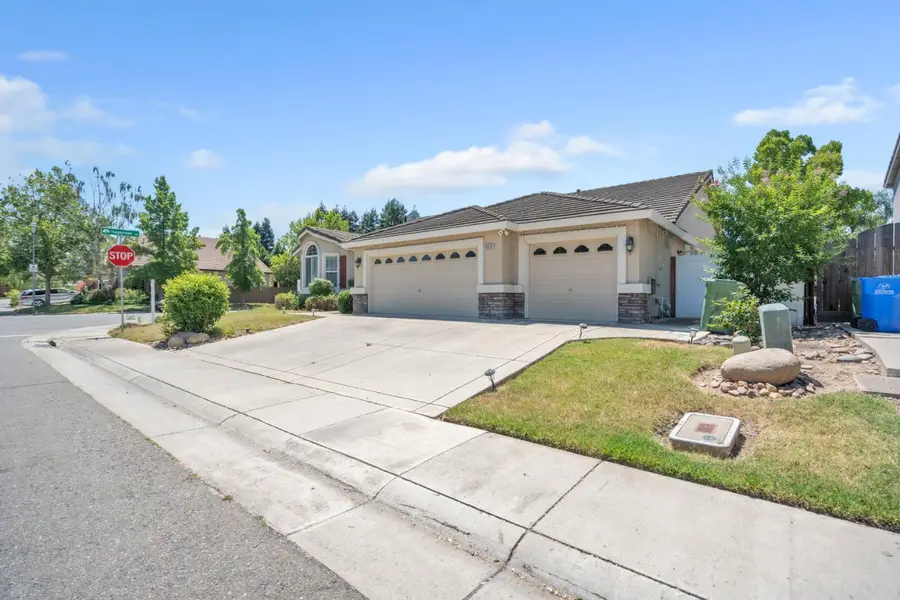 9516 Grasmeer Way, Elk Grove, CA 95624 - #2