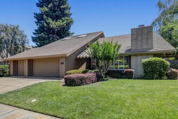 2007 Jordan Hill Way, Gold River, CA 95670