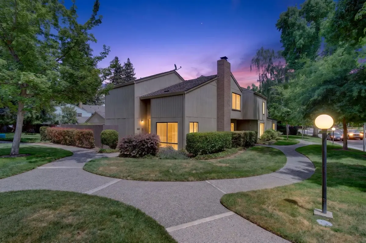 2279 Swarthmore Drive, Sacramento, CA 95825 - #1