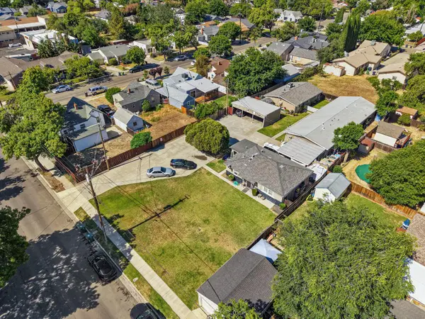 1719 Parker Avenue, Tracy, CA 95376