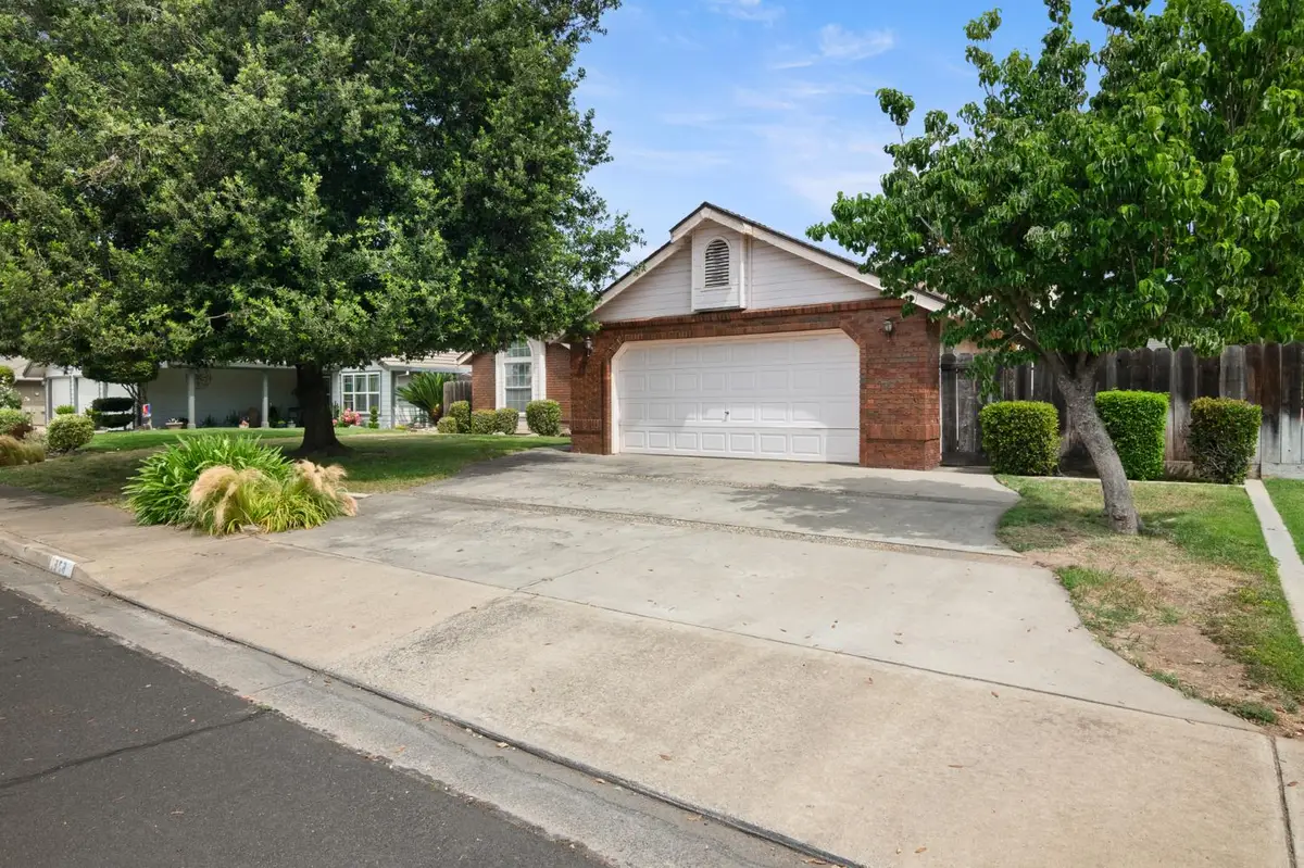 1858 Pontiac Street, Oakdale, CA 95361 - #1
